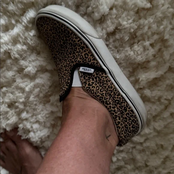 Vans Leopard Print Slip-On Sneakers - Tan and Black cheetah leopard - Picture 8 of 10